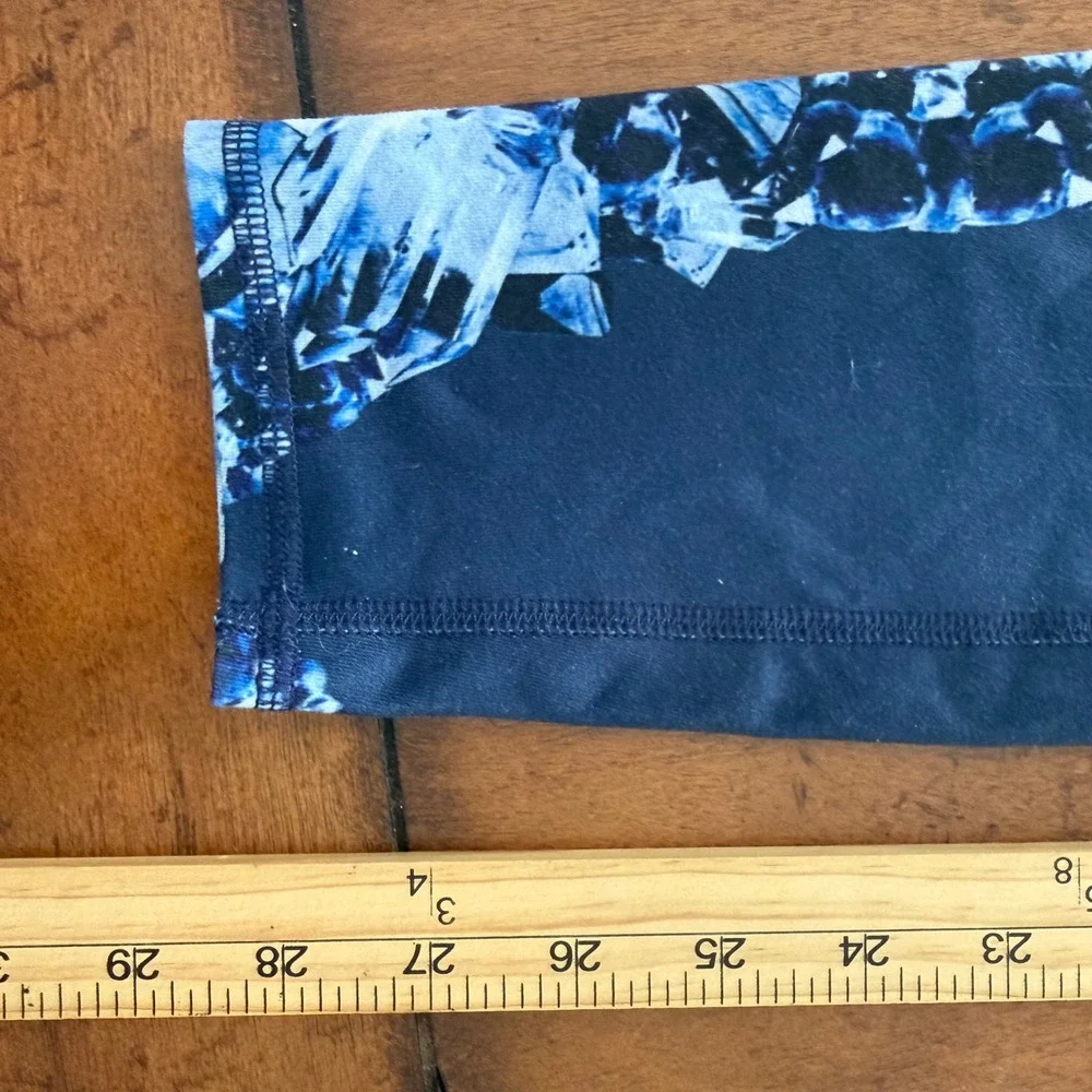 Alo Yoga Navy Blue Crystal Geode Print High Waist Airbrush Leggings Small - Picture 6 of 7